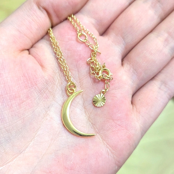 Gold Crescent Moon Necklace - Picture 4 of 4
